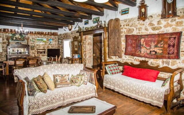 Pontinos Old House
