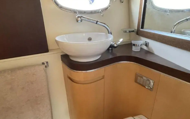 Yacht Lakura 55