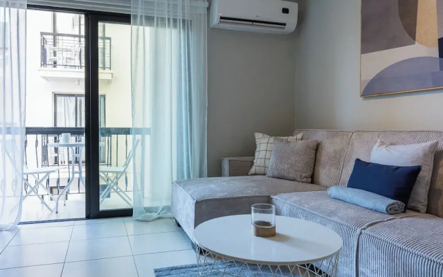 Gitane 1-Br Apt & Balcony in Larnaca