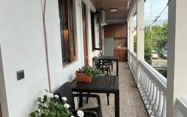Guest House Achareli