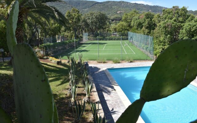 Belvilla by OYO Villa Alexa