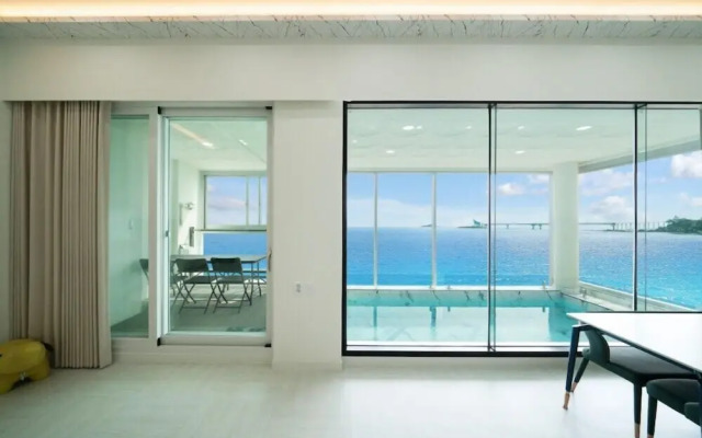 ON Pool Villa