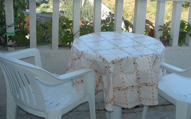 Tonka - 10 m From Beach - A4