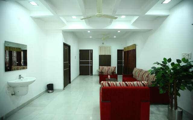 OYO 2282 Apartment Velachery