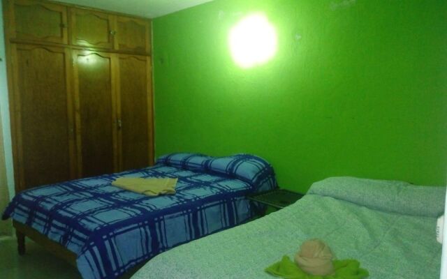 Hostal La Rivera Inn