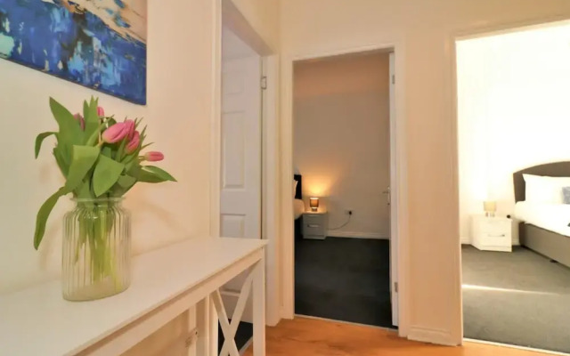 No 9 Bonnet Apartments - 3 Bed