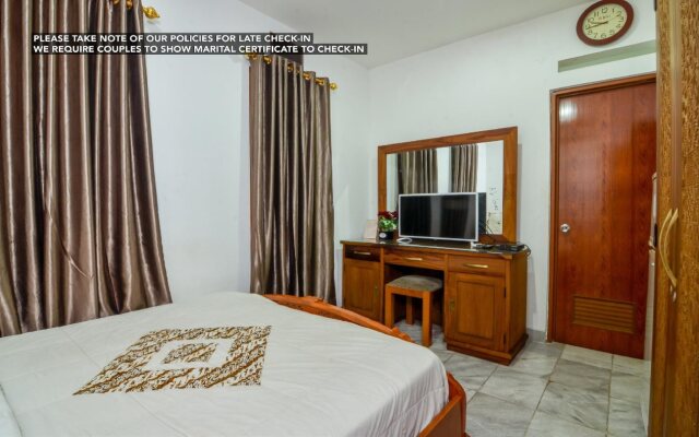 Guest House Aini I