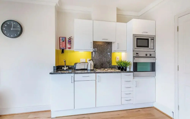 Chelsea - Draycott Place apartments by Viridian Apartments