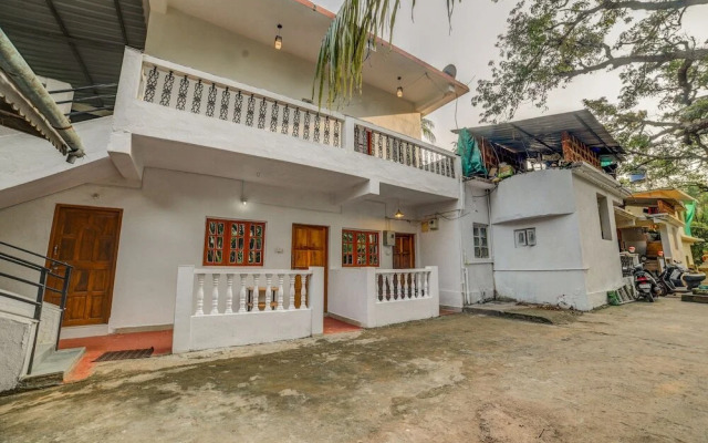 OYO Home 19884 Enticing 2BHK Mandrem