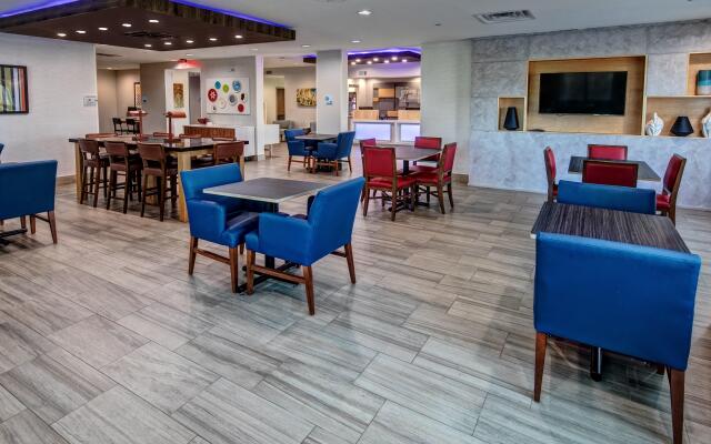 Holiday Inn Express Hotel & Suites Memphis Southwind by IHG