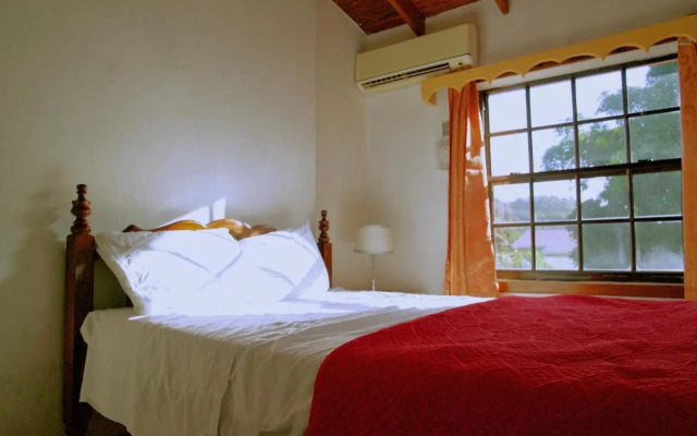 Tropical Breeze Guest House