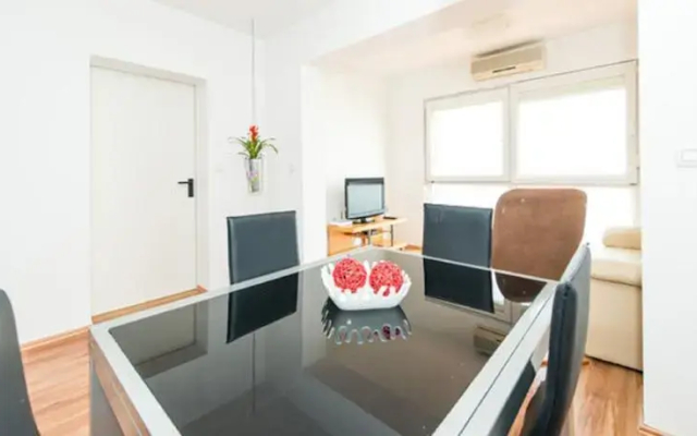 Nice View Apartment