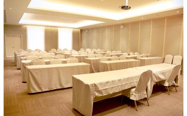 Ji Hotel (Deqing Yuyingfang)