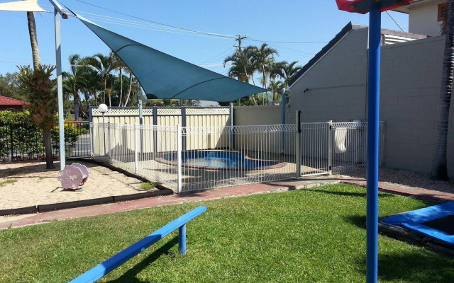 Tropic Coast Motel