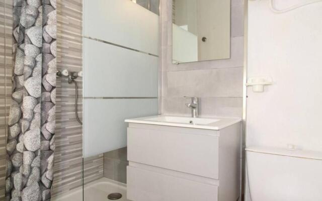 Appartement Balaruc-les-Bains, 1 pièce, 2 personnes - FR-1-553-114