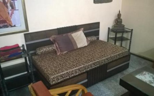 Delhi Expats Guest Home