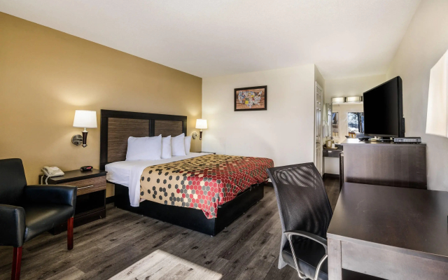 Econo Lodge Glade Springs I-81