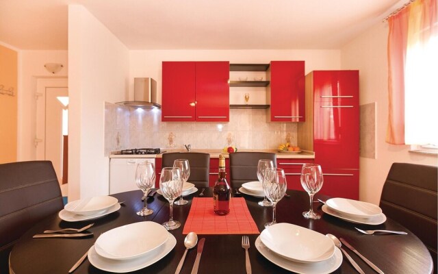 Beautiful Home in Betiga With Wifi and 4 Bedrooms