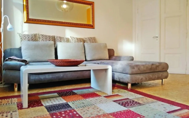 2bed Old Town Apt Sleeps 6 - Rooftop Terrace, Wifi