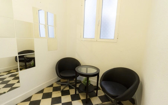 RentalSevilla Precioso apartamento 4 habitaciones en la Maestranza