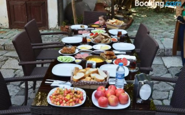 Ilk Konak Butik Otel