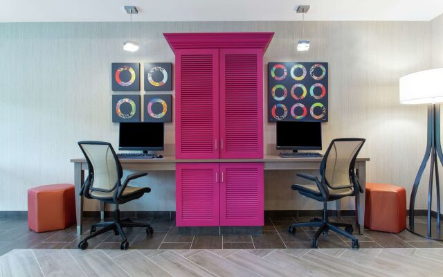 Home2 Suites by Hilton Smithfield, RI
