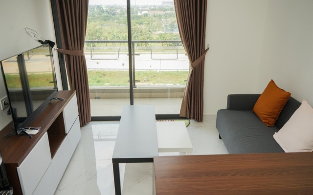 Comfort And Minimalist 2Br At Sky House Bsd Apartment – Guest Rooms – Legok