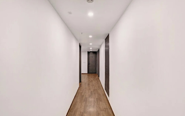 Hotel Woodland Suites Near Delhi Airport