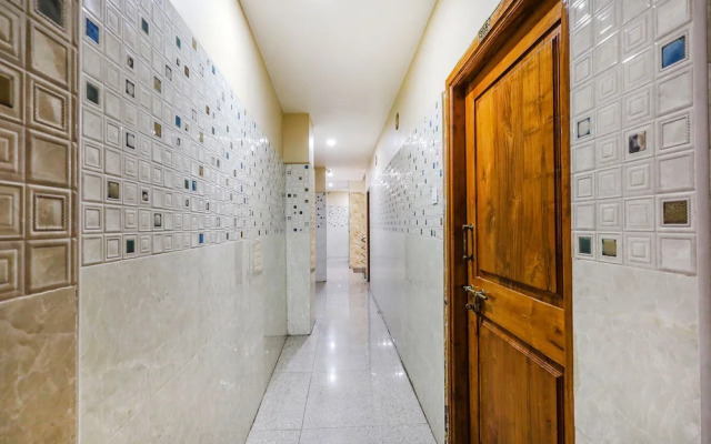Fabhotel Sree Vishnu Bhavan