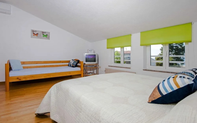 Apartments Rina