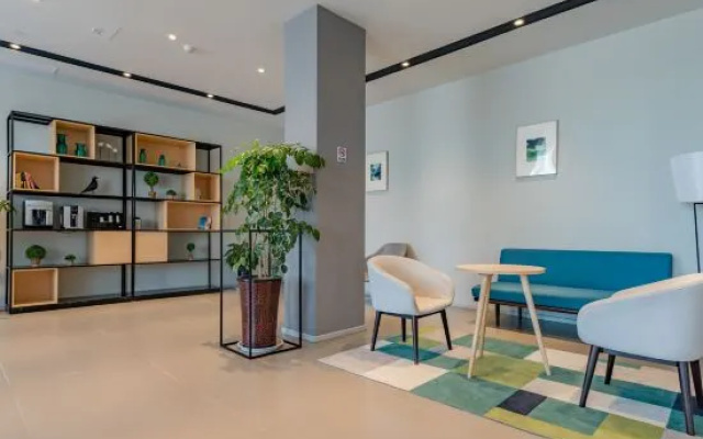 Homeinn Selected Hotel (Yantai Guanhai Road Haichang Fisherman's Wharf Seawater Bathing Beach) – Hotel Rooms – Yantai