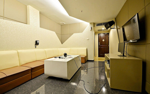 ZEN Rooms Mampang Tendean