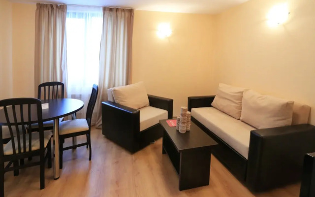 Royal Park Apartments