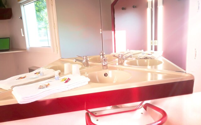 Lemon Hotel Chatellerault