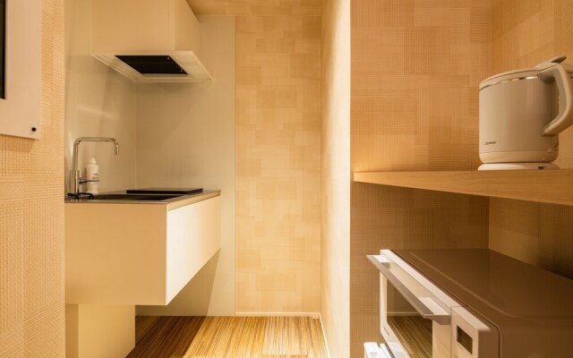 GRAND BASE Mojiko Ekimae