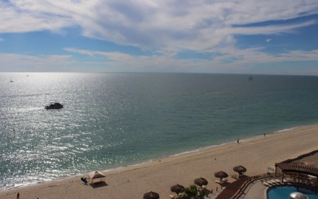 Sonoran Sky 2BR Upper 704 Sky by Casago