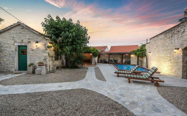 Villa Oak