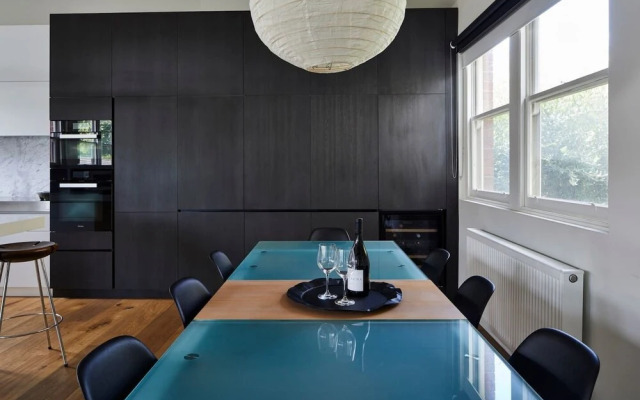 Stunning 2 Bedroom Home in Albert Park