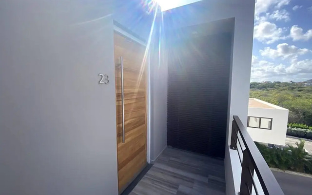 Impeccable 2-bed Apartment in Willemstad