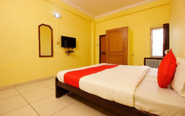 OYO 42129 Hotel Swiss Legrand