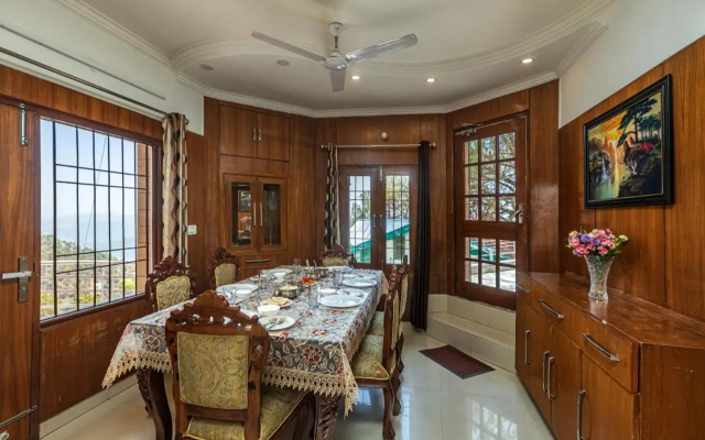 Saffronstays Grandview Haven, Barog