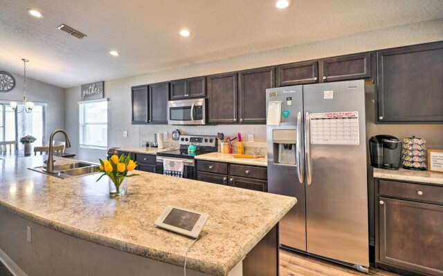 Eagle Lake Home < 7 Mi to Legoland!