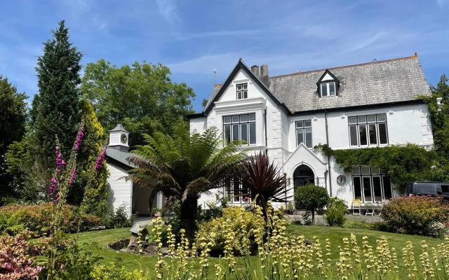 Penarwyn House