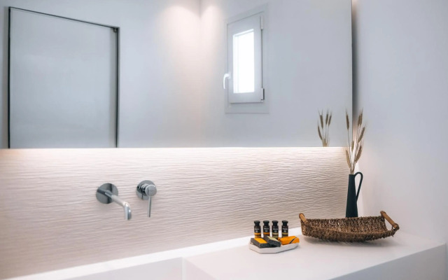 Adama Mykonos Boutique Hotel