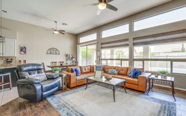 Private Pool & Patio: Family Retreat in Mesa