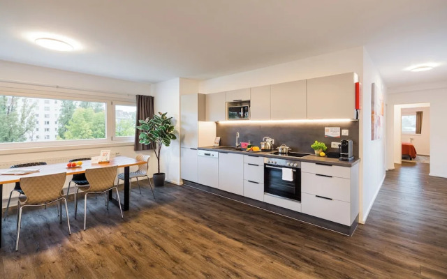 URBAN ISLAND - Riverside Apartments