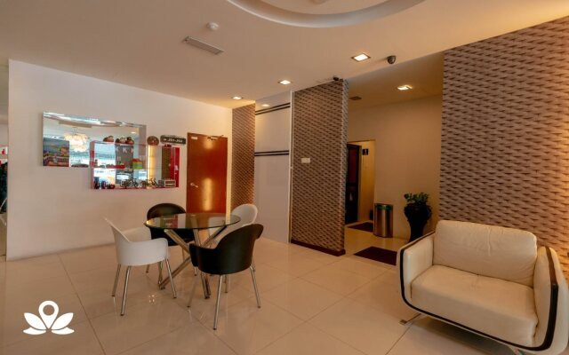 JS Grand Hotel