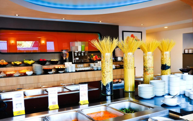 Flipper Lodge Hotel