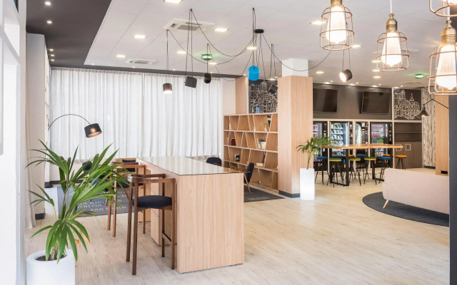 Madrid Airport Suites, Affiliated by Meliá