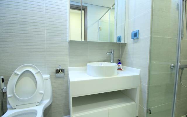 Smiley Apartment - Vinhome